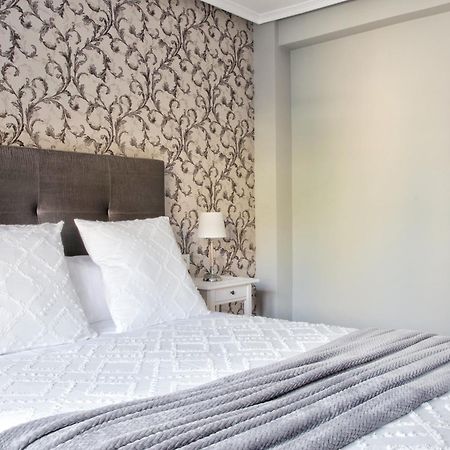Apartamentos Bahia San Lorenzo Хихон Экстерьер фото